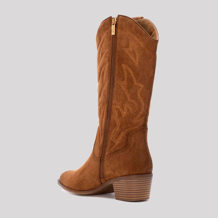 BOTA ALTA CAMPERA BORDADA