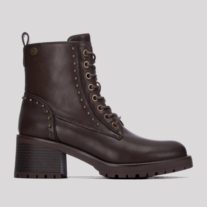 BOTIN MILITAR TACHAS