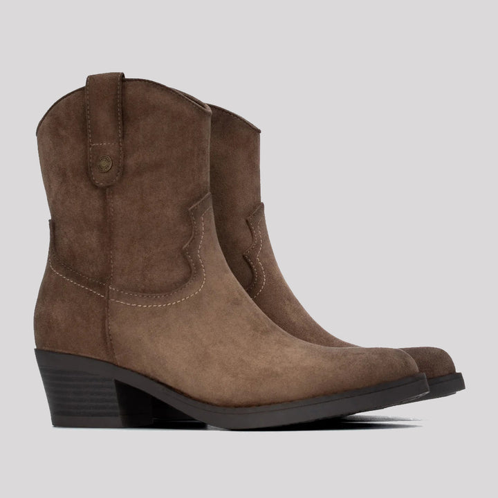 BOTIN LISO ANTE