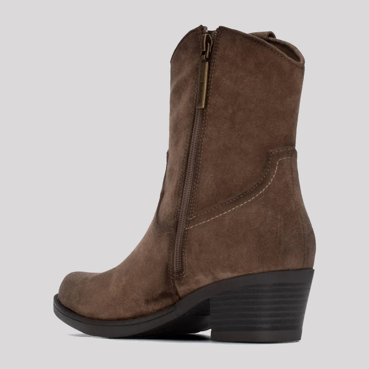BOTIN LISO ANTE