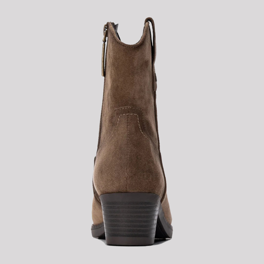 BOTIN LISO ANTE