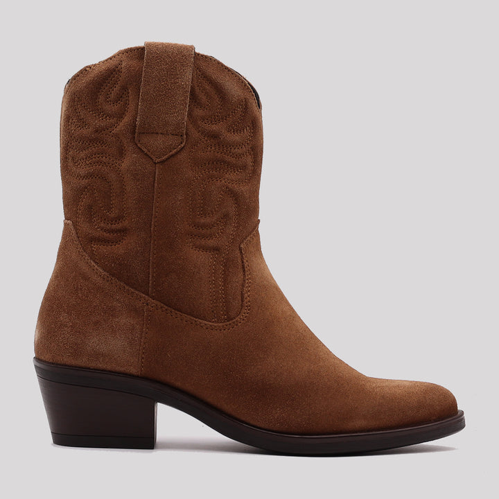 BOTIN SERRAJE BORDADOS