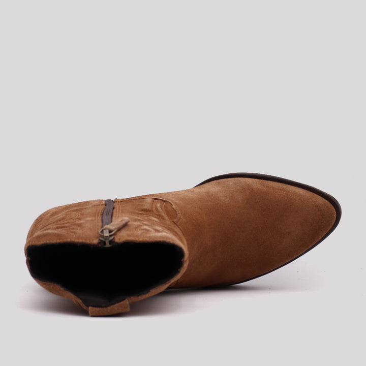 BOTIN SERRAJE BORDADOS