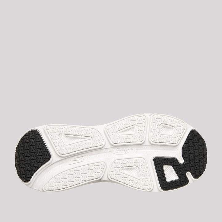 MAX CUSHIONING ENDEAVOUR