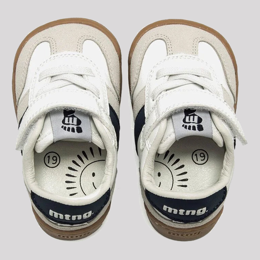 FREE BABY - BAREFOOT