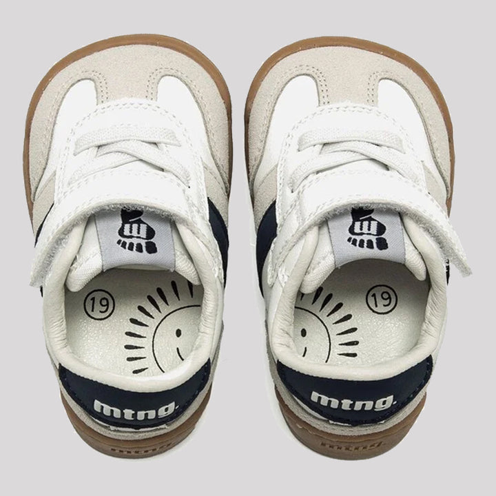 FREE BABY - BAREFOOT