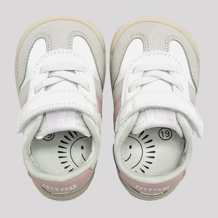 FREE BABY - BAREFOOT