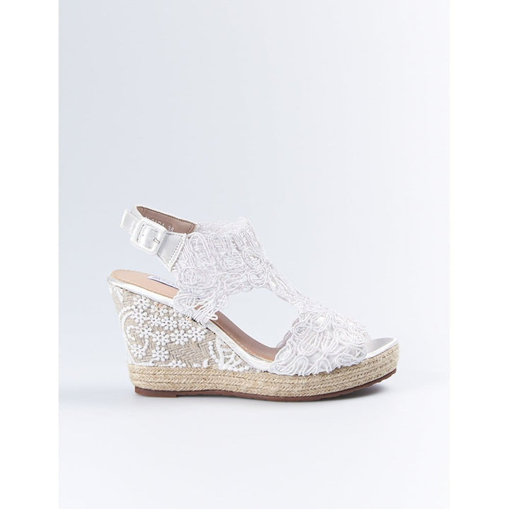 SARA  SANDALIA  T PLAT ALTA